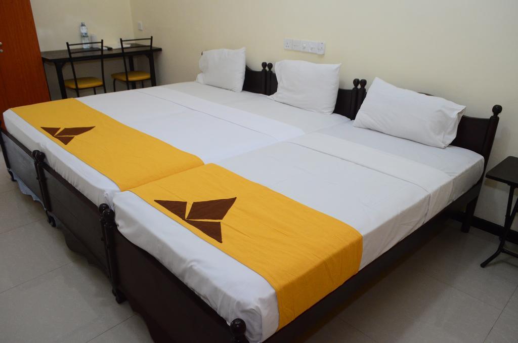 Jayasinghe Holiday Resort Катарагама Экстерьер фото